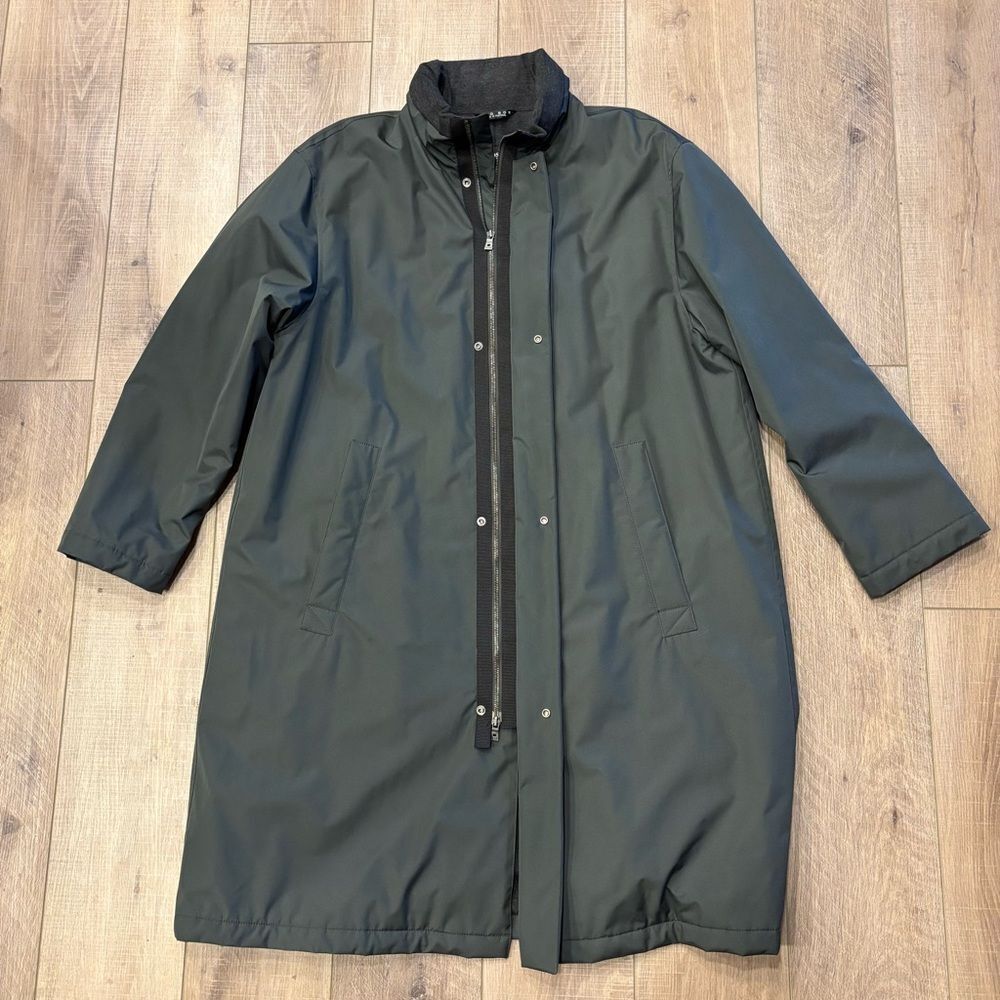 Hugo Boss Overcoat - Picture 2 of 12